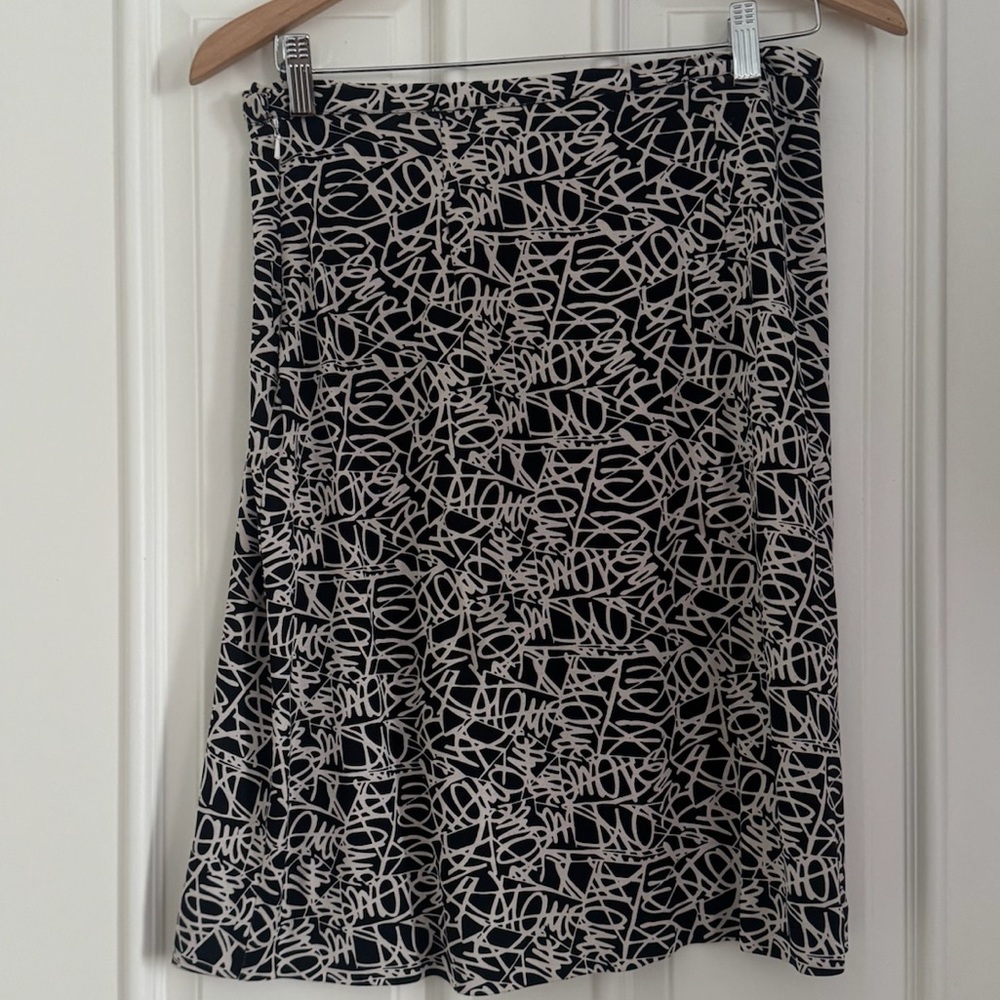Vintage DVF Classic Pattern Black and White Patterned Skirt